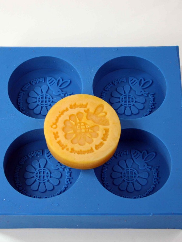 SILICONE MOULD 4 - four circles WORLD BEE DAY